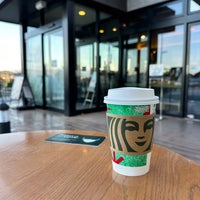Photo taken at Starbucks by kanon on 11/18/2022