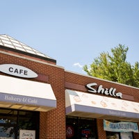 7/18/2017 tarihinde Shilla Bakery &amp;amp; Cafeziyaretçi tarafından Shilla Bakery &amp;amp; Cafe'de çekilen fotoğraf