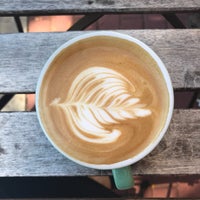 Foto tirada no(a) Penstock Coffee Roasters por Netta K. em 9/23/2017