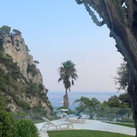 Foto tirada no(a) Capri Palace Hotel &amp;amp; Spa por Aziz S. em 8/23/2023