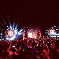 Photo taken at Electric Daisy Carnival NYC 2013 by PiRATEzTRY on 5/23/2013
