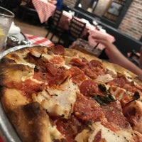 Photo taken at Grimaldi&amp;#39;s Pizzeria by Lorie S. on 8/19/2017