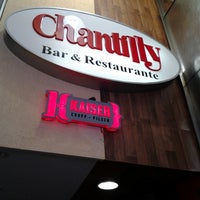 รูปภาพถ่ายที่ Chantilly Bar e Restaurante โดย Christiano D. เมื่อ 4/9/2013