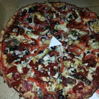Das Foto wurde bei Classic Chicago&#39;s Gourmet Pizza von Omaka O. am 1/10/2013 aufgenommen