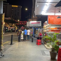 Photo taken at Nasi Kandar Line Clear by Noor Aini D. on 1/26/2024