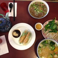 Photo taken at Pho Thu Do by Rena L. on 4/4/2013