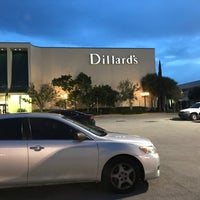 Foto tirada no(a) Volusia Mall por Yarayahu J. em 6/17/2018