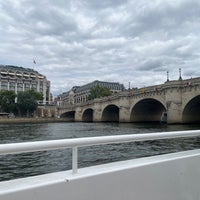 Photo taken at Les Vedettes du Pont Neuf by Gisela F. on 7/13/2023