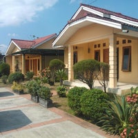 Review komplek perum baros kencana