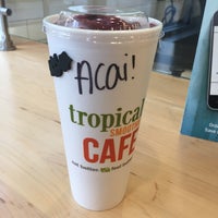 Photo taken at Tropical Smoothie Cafe by ed p. on 10/26/2016
