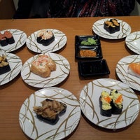Foto diambil di Ramen-Ten | Shin Tokyo Sushi™ oleh Geisha S. pada 4/28/2013
