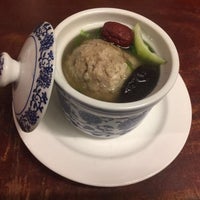 8/2/2017 tarihinde Jiangnan Chinese Cuisineziyaretçi tarafından Jiangnan Chinese Cuisine'de çekilen fotoğraf