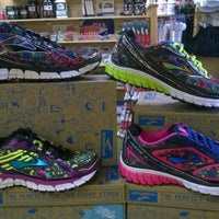 runner's high shoe store