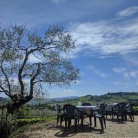 4/30/2017 tarihinde Reg L.ziyaretçi tarafından Tenuta Guardastelle - Agriturismo And Vineyard'de çekilen fotoğraf