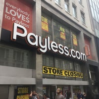 payless shoes 34th street
