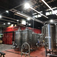 รูปภาพถ่ายที่ E9 Brewing Co โดย Dene G. เมื่อ 5/11/2019