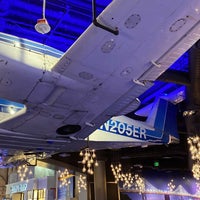 9/23/2021 tarihinde Dene G.ziyaretçi tarafından Flight Bar'de çekilen fotoğraf