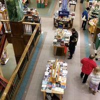 Barnes Noble Country Club Plaza 420 W 47th St