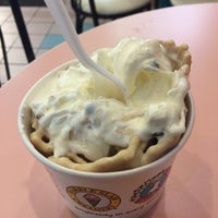 Photo taken at Marble Slab Creamery by Jimmy D. on 1/25/2016