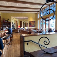 10/15/2022 tarihinde Janna H.ziyaretçi tarafından Catal Restaurant'de çekilen fotoğraf