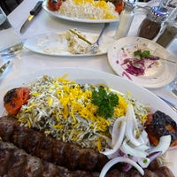 Foto tirada no(a) Noon O Kabab por Talal A. em 6/24/2023