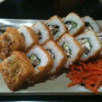 Das Foto wurde bei Sushihiro Restaurante Japones von Gus O. am 12/21/2012 aufgenommen