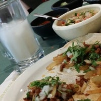 Das Foto wurde bei El Tapatio Mexican Restaurant von Erika V. am 2/25/2016 aufgenommen
