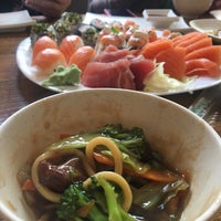 6/6/2018 tarihinde Gabriella C.ziyaretçi tarafından Jow Sushi Bar'de çekilen fotoğraf