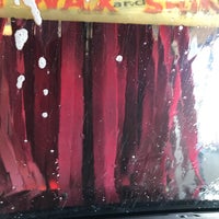 Foto scattata a Express Car Wash da radstarr il 2/26/2018