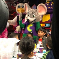 Photo taken at Chuck E. Cheese by radstarr on 3/9/2019