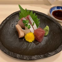 Photo taken at Shinzo Japanese Cuisine by Lisa S. on 11/9/2019
