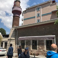 Photo taken at Yerebatan (Üskübi İbrahim Ağa) Camii by Eva on 5/13/2018