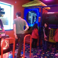Foto diambil di Galaxy Zone - Laser Tag, Arcade and Fun oleh Chuck F. pada 2/15/2013