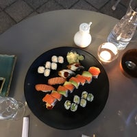 Foto tirada no(a) Myo Sushi Bar por Marine F. em 8/25/2017