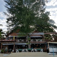 Photo taken at Zanom Sunrise Beach Resort by tarnseob on 6/6/2016
