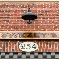 7/27/2017에 Swezey&#39;s Pub님이 Swezey&#39;s Pub에서 찍은 사진