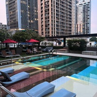 Photo taken at DoubleTree by Hilton Hotel Sukhumvit Bangkok by Fern N. on 6/1/2022