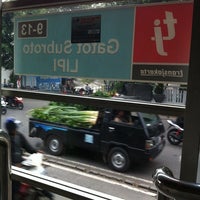 Review Halte TransJakarta Widya Chandra Telkomsel