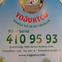Das Foto wurde bei Gurme Yoğurtçu Süt ve Süt Ürünleri von Mine P. am 3/29/2014 aufgenommen