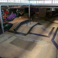 Photo prise au GardenSK8 Indoor Skatepark par GardenSK8 Indoor Skatepark le12/22/2012