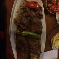 รูปภาพถ่ายที่ Konsept Steak &amp;amp; Döner โดย Yusuf K. เมื่อ 10/19/2017