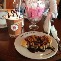 Photo taken at Gloria Jean&amp;#39;s Coffees by Julide T. on 5/4/2013