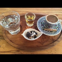 Foto tomada en Eagle&amp;#39;s Coffee  por Özlem Ü. el 8/19/2017