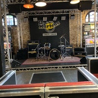 dr martens boot room