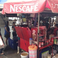 Photo taken at Nescafé &amp;quot;โก๋ชัย&amp;quot; กาแฟตามสั่ง นักชงมืออาชีพ by AuMz®™ on 2/20/2014