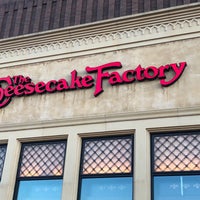 Photo taken at The Cheesecake Factory by Bülent K. on 6/27/2019