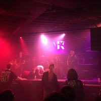 Снимок сделан в Revolution Bar &amp;amp; Music Hall пользователем Sage Y. 5/8/2016