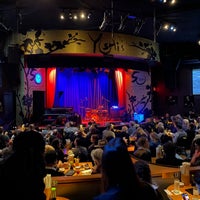 Photo taken at Yoshi&amp;#39;s Jazz Club &amp;amp; Japanese Restaurant by Sage Y. on 10/27/2022