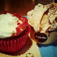 Photo prise au Spirito Cupcakes &amp;amp; Coffee par Ruben F. le1/29/2013