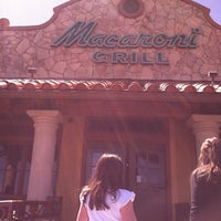 4/1/2012 tarihinde Lance B.ziyaretçi tarafından Romano&amp;#39;s Macaroni Grill'de çekilen fotoğraf